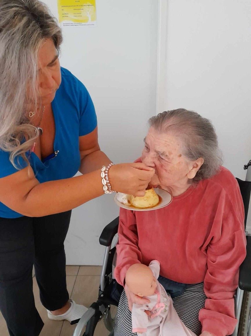 vareny puding v podani nasich senioriek 2 .jpg