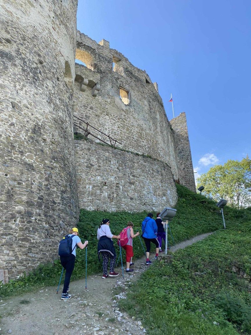 povazsky hrad vylet ambulantna forma 1 .jpg