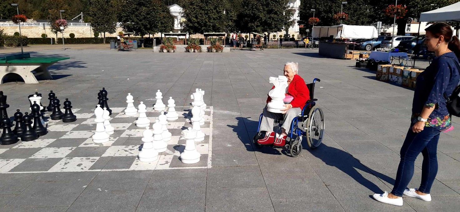 seniorky v rajeckych tepliciach 9 .jpg