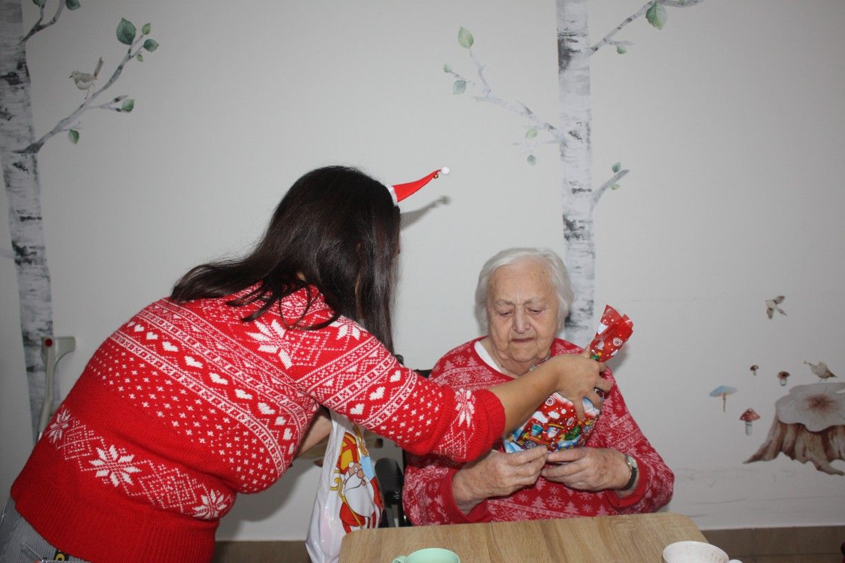 mikulas so seniorklubom priatelia zo ziliny 49 .jpg