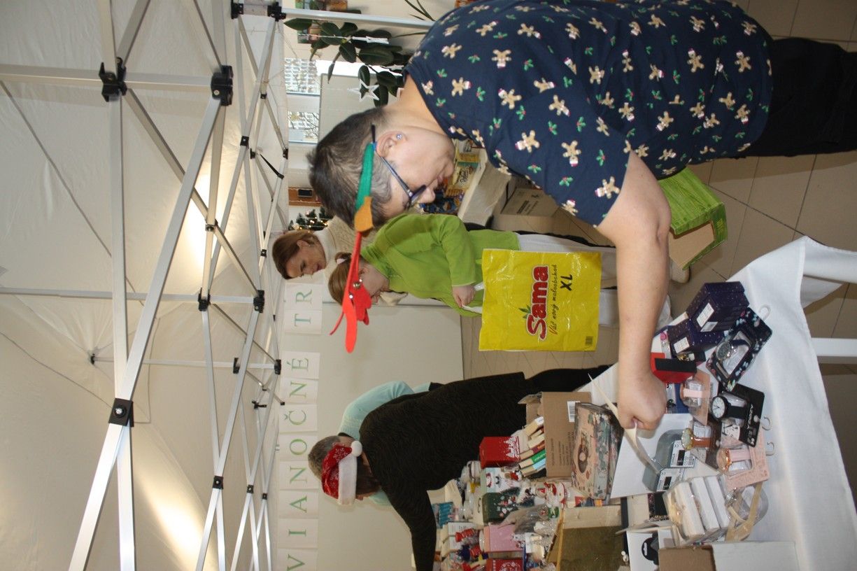 vianocne trhy v css tau a vianocny punc 36 .jpg