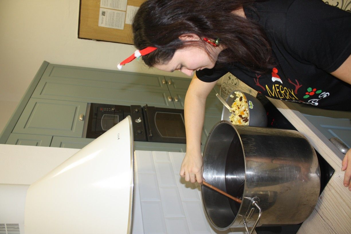 vianocne trhy v css tau a vianocny punc 3 .jpg