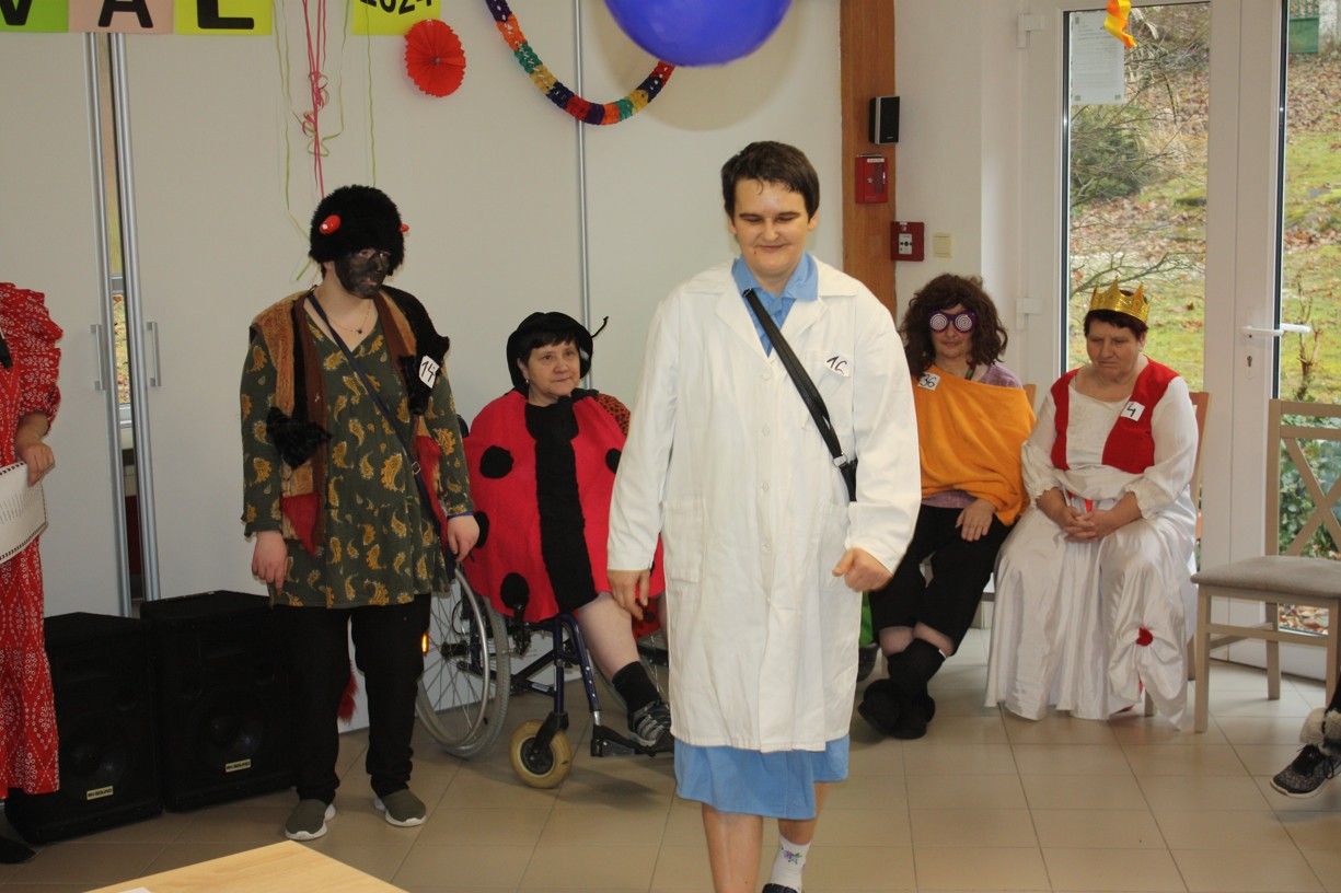 karneval css tau 137 .jpg