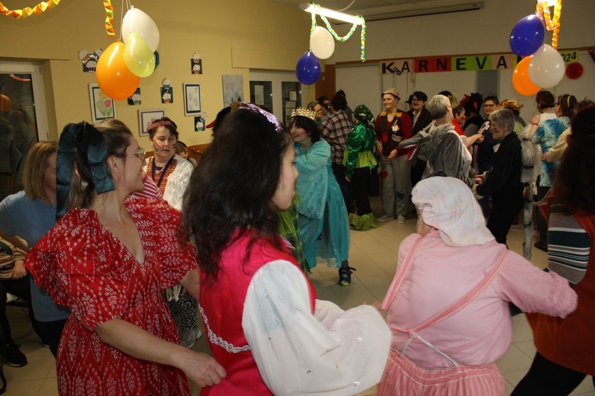 karneval css tau 171 .jpg