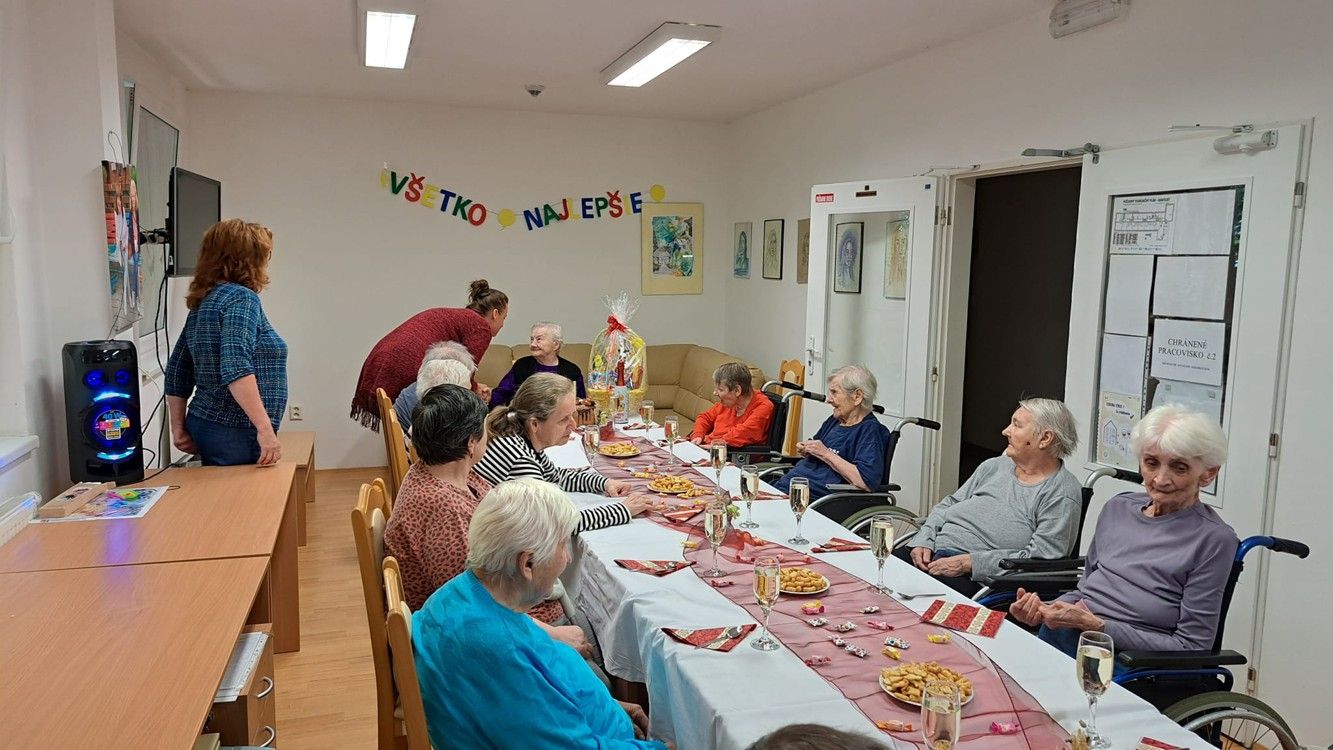 oslava 90 rokov pani frantiska 6 .jpg