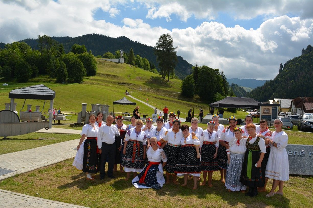 janosikove dni vystupenie 1 .jpg