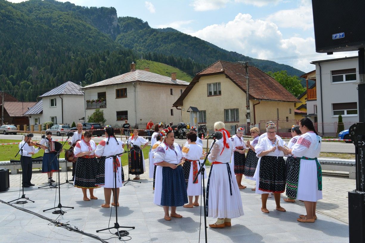 janosikove dni vystupenie 36 .jpg