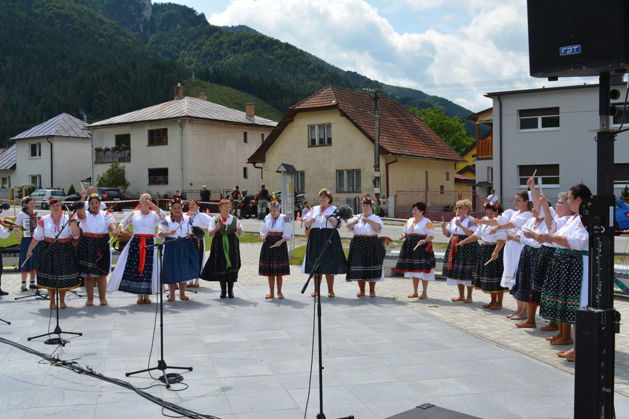 janosikove dni vystupenie 37 .jpg