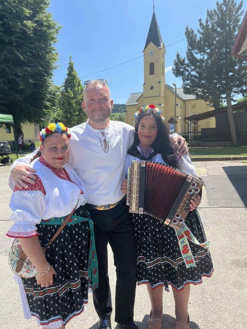 frivaldska heligonka rajecka lesna 1 .jpg