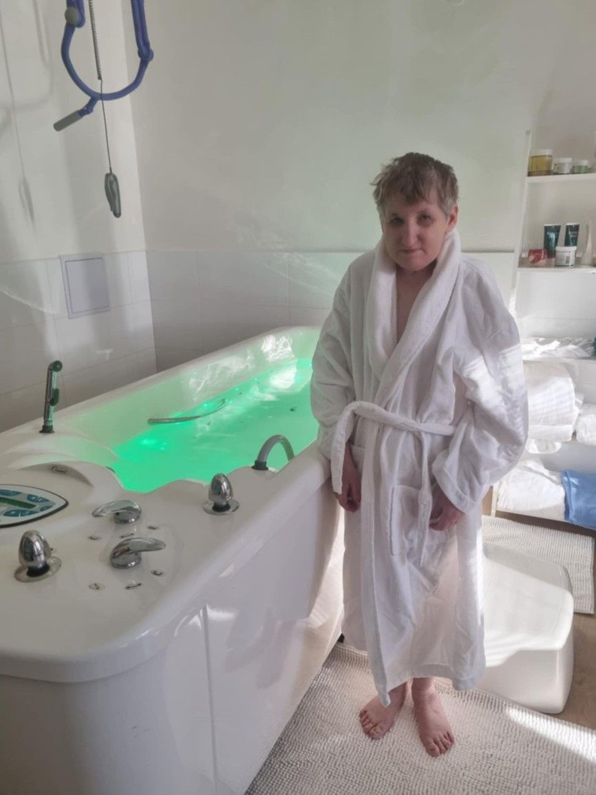 hydroterapia a chromatoterapia 5 .jpg