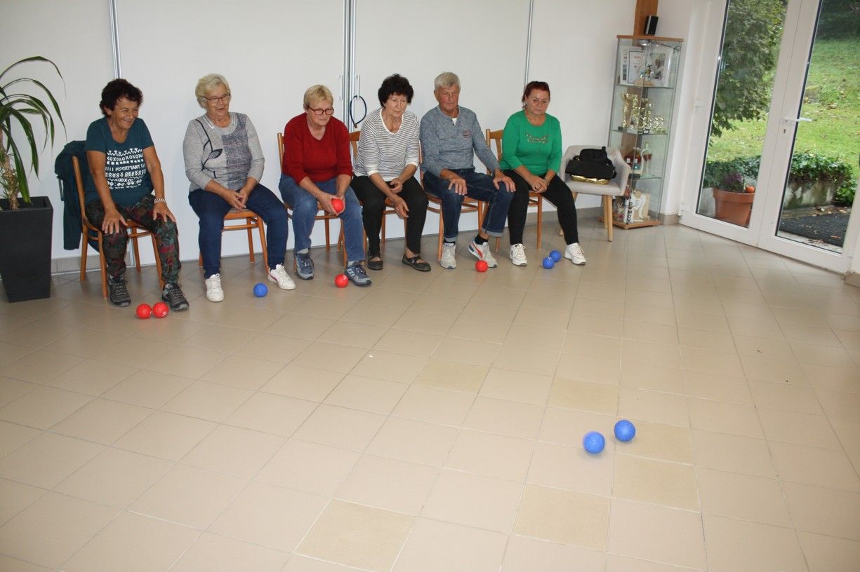 medzigeneracne stretnutie s jednotou dochodcov turie 76 .jpg