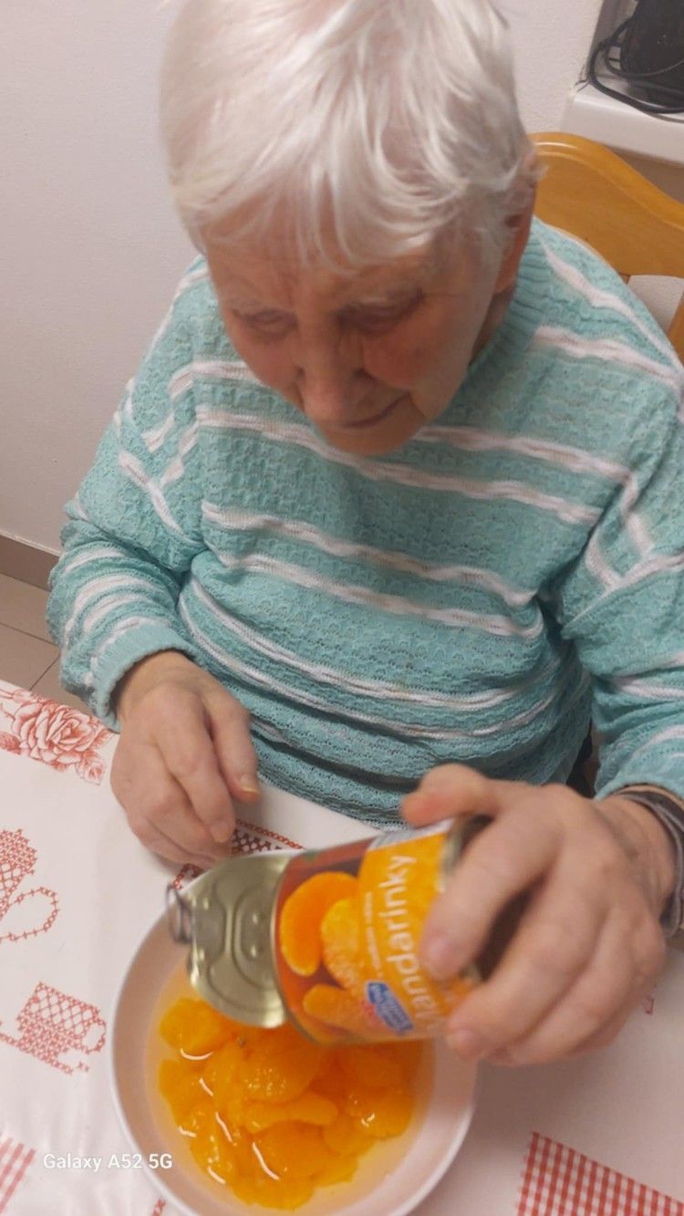 kulinoterapia seniorky 2 .jpg