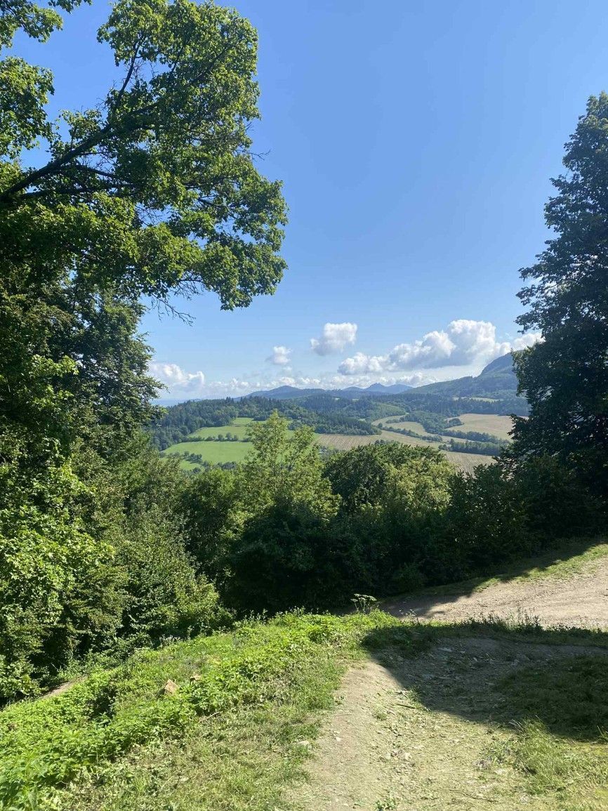 povazsky hrad turistika 2 .jpg